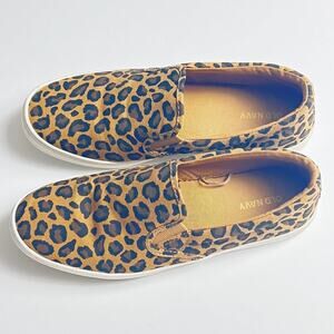 Old Navy Women's  Slip On Canvas Animal Print Style Sneakers Sz 8